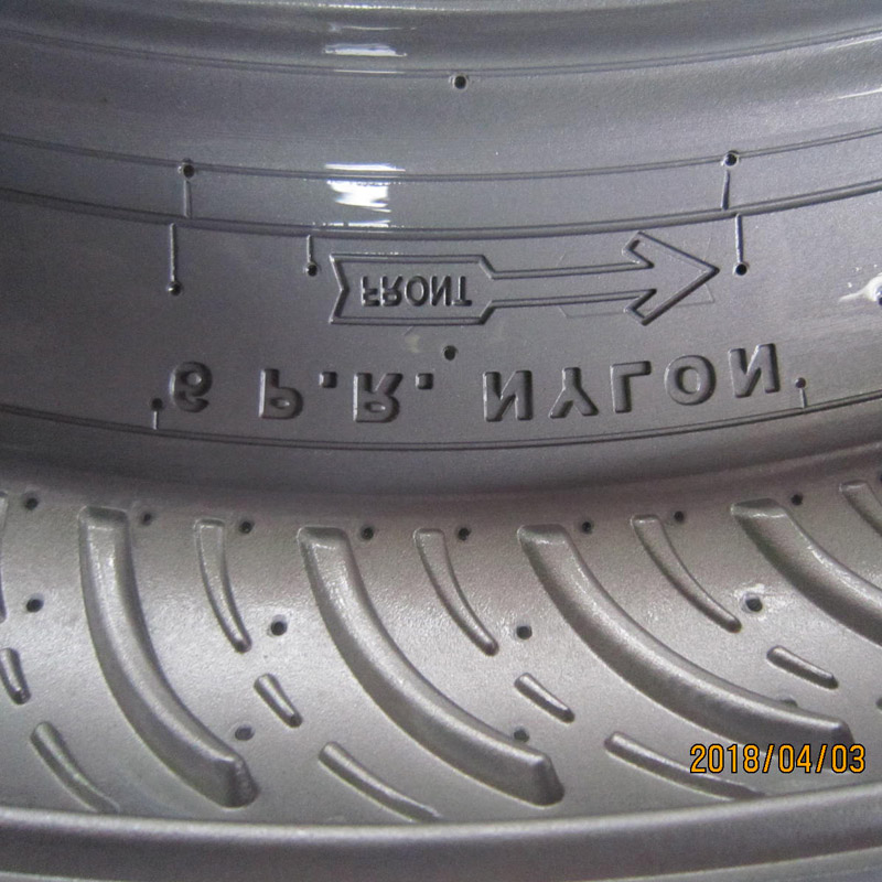 Molde del neumático de la motocicleta 80 / 100-18